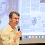 Gilberto Hochman no último Encontro às Quintas de 2018. Foto: Jeferson Mendonça.